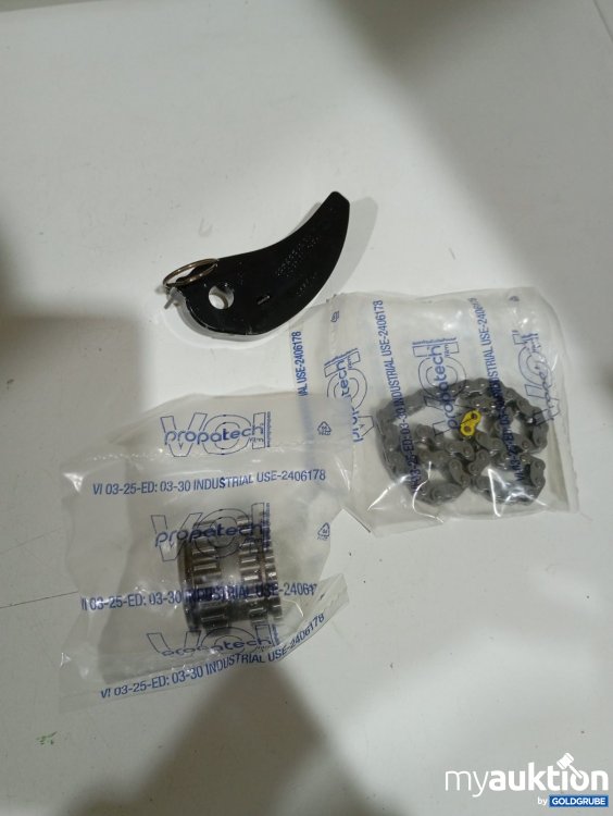 Artikel Nr. 527000: Renault Group Ersatzteile Set 15 0A 033 49R