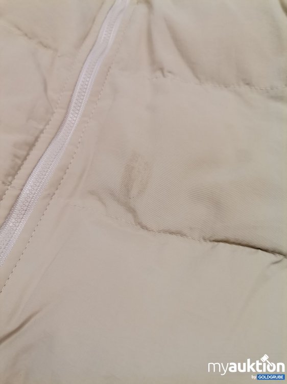 Artikel Nr. 823000: Cozy Jacke verschmutzt 