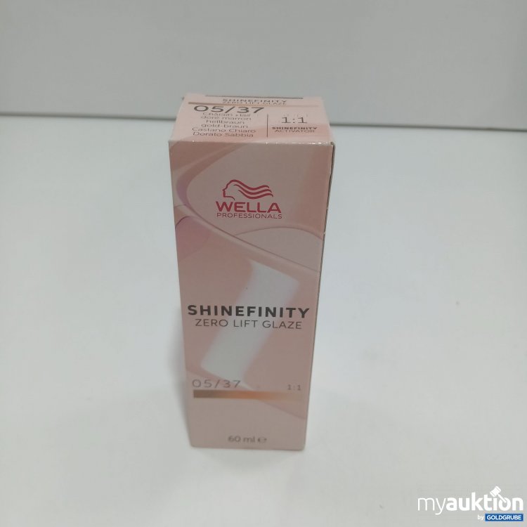 Artikel Nr. 901000 Artikel Nr. 901000: Wella Shinefinity 60ml