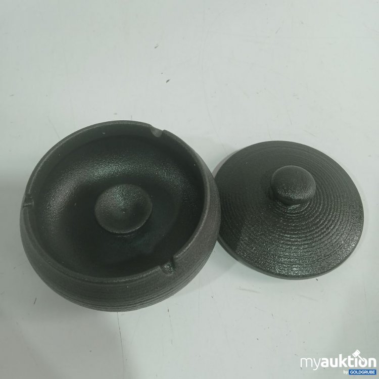 Artikel Nr. 920001: Aschenbecher mit Deckel