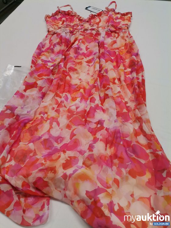 Artikel Nr. 810002: Trendyol Kleid 