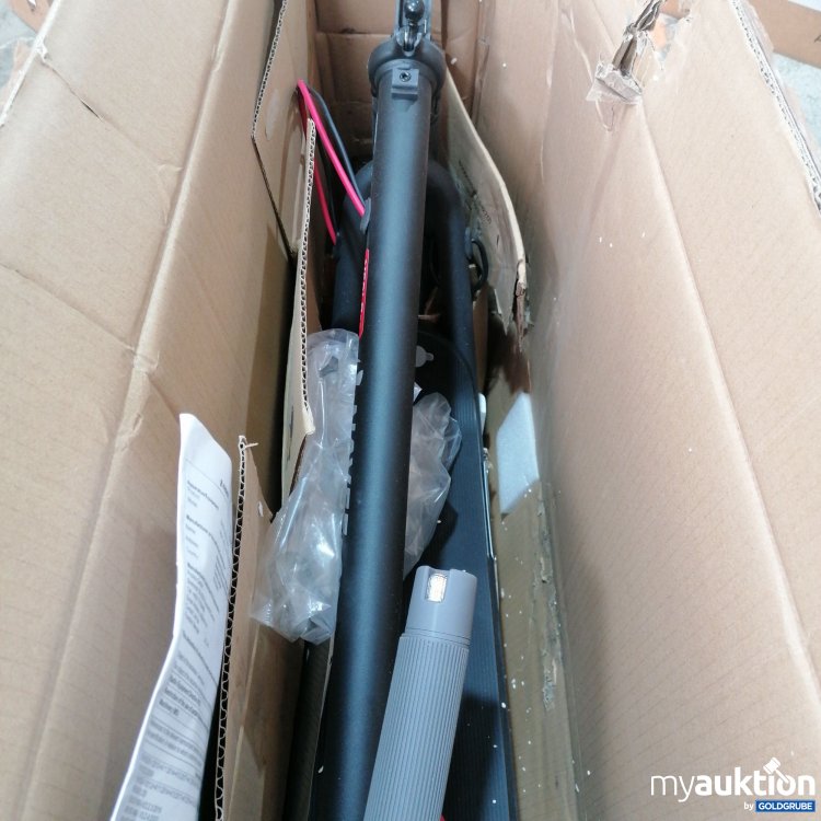 Artikel Nr. 840005: Navee Electric Scooter V50iPro