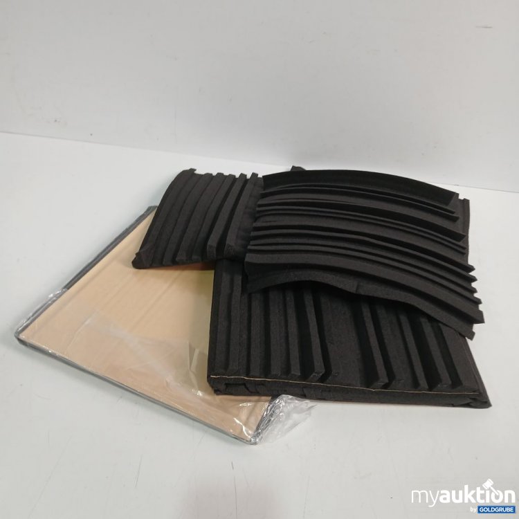 Artikel Nr. 904005: Schaumstoffpolsterung Set selbstklebend 
Ca. 30x30cm