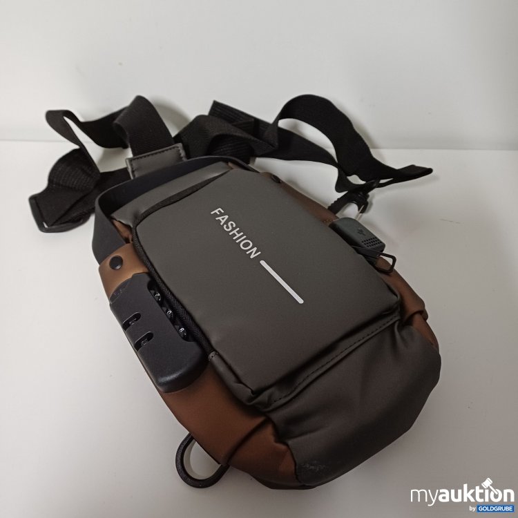 Artikel Nr. 917009: Fashion Brusttasche ca.25x18cm