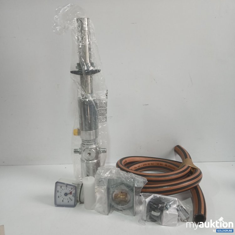 Artikel Nr. 445010 Artikel Nr. 445010: Rapid Group GmbH Pneumatische Fettpumpe mit diversem Zubehör