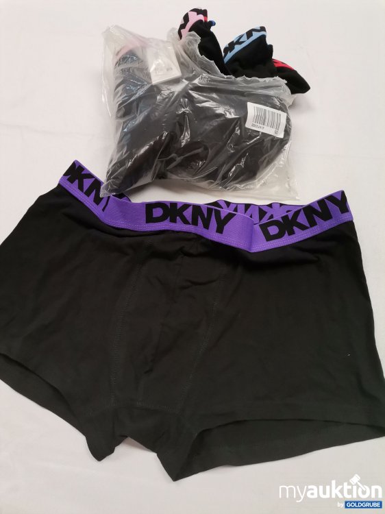 Artikel Nr. 842015 Artikel Nr. 842015: DKNy Trunks