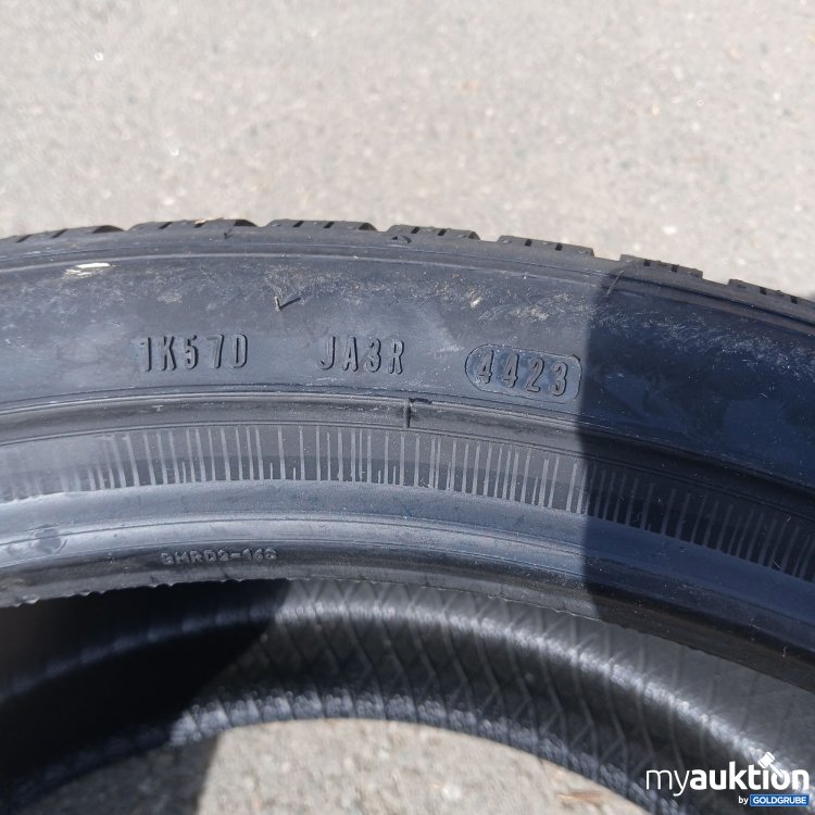 Artikel Nr. 438024 Artikel Nr. 438024: Dunlop 295/35R21 107V