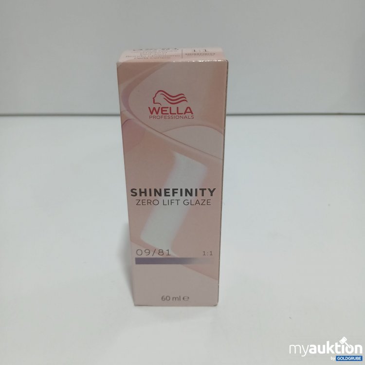 Artikel Nr. 901024 Artikel Nr. 901024: Wella Shinefinity 60ml