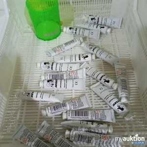 Auktion Jolly Deckweiss 22 ml Tube
20 Stück+ 1 Stück Jolly Becher