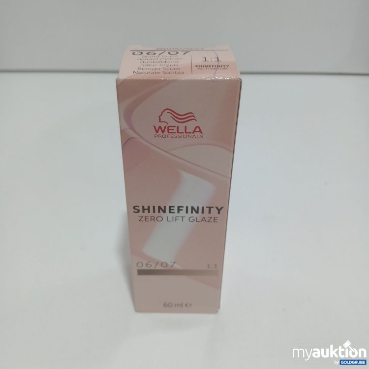 Artikel Nr. 901027 Artikel Nr. 901027: Wella Shinefinity 60ml