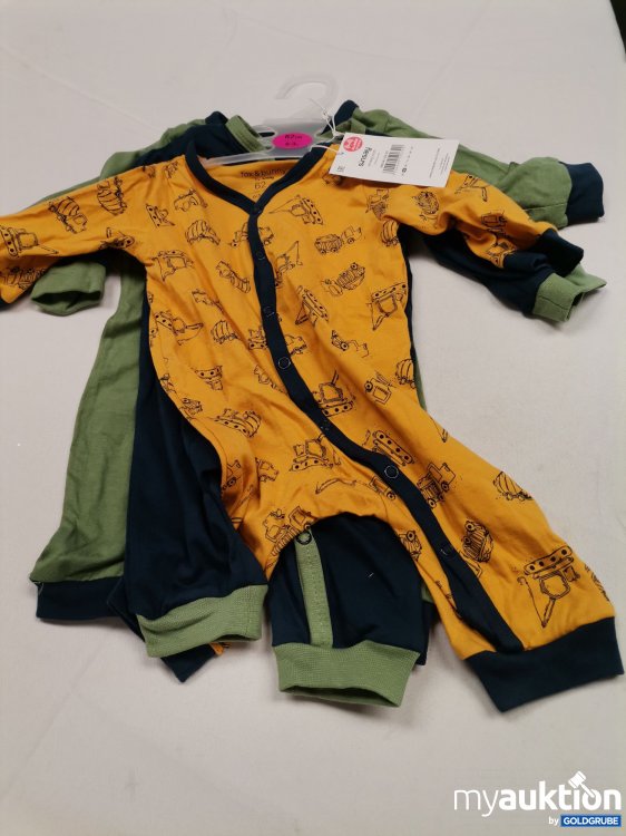 Artikel Nr. 823030 Artikel Nr. 823030: Schlafanzüge