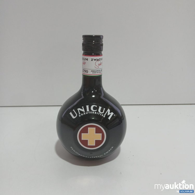 Artikel Nr. 833033 Artikel Nr. 833033: Unicum Kräuterbitter 700ml