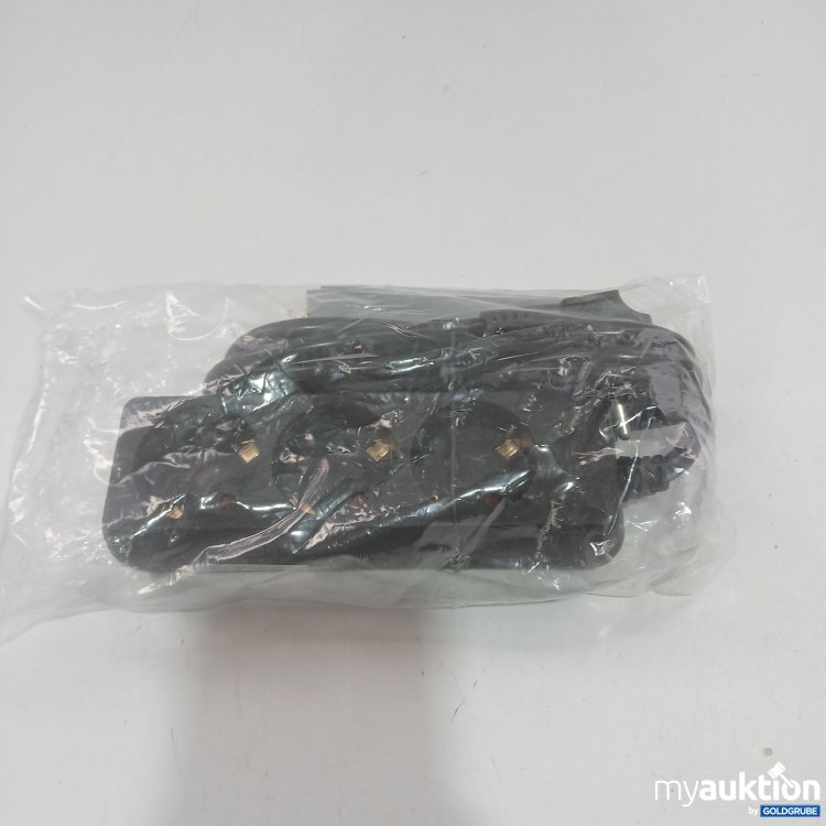 Artikel Nr. 911034 Artikel Nr. 911034: Stairville 3-way Power Split