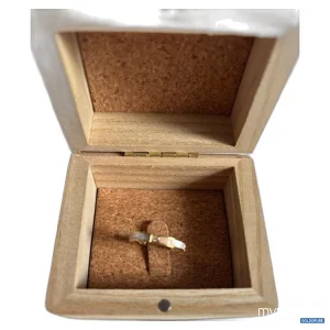 Auktion Holzkern Ring