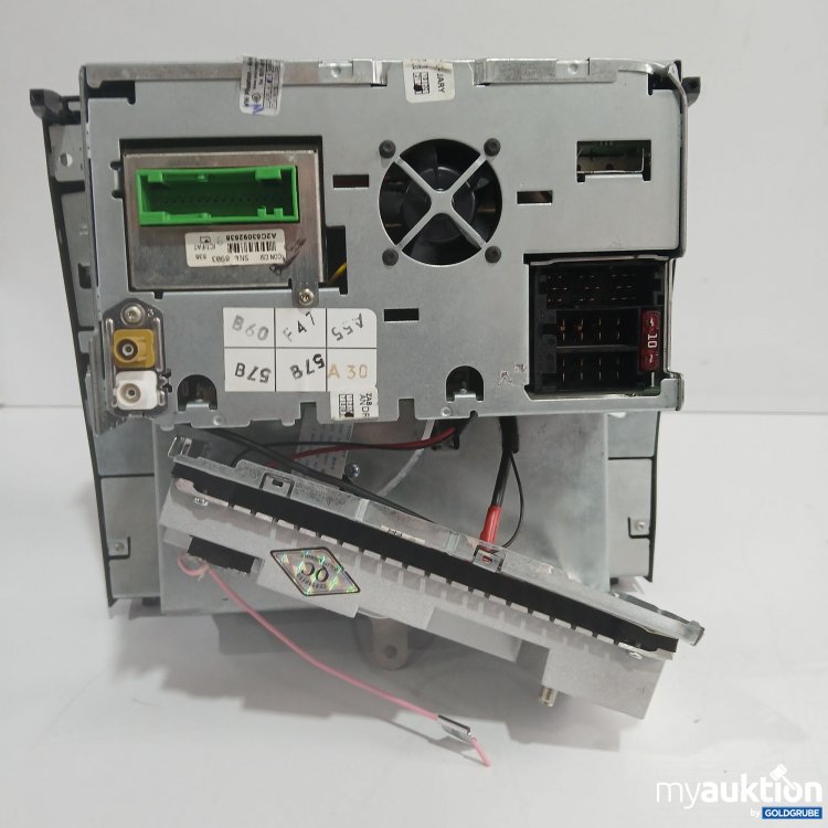 Artikel Nr. 882036: VW Auto Radio VWZ6Z9E1488403 laut Foto 