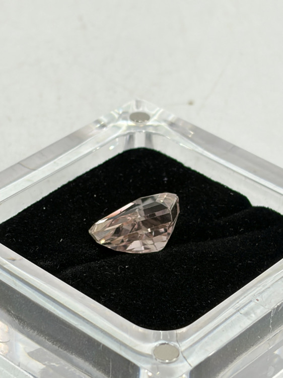 Artikel Nr. 925039: Kunzite 11.60ct