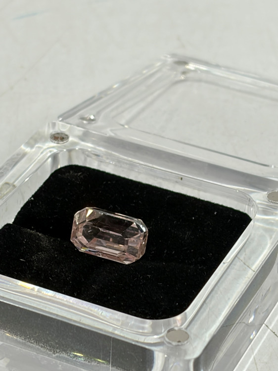 Artikel Nr. 925039: Kunzite 11.60ct
