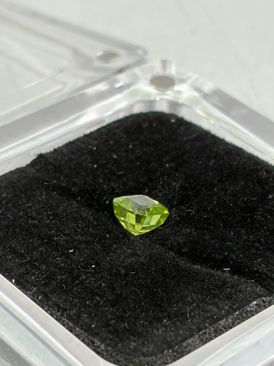 Artikel Nr. 925041: Deridot 1.65ct