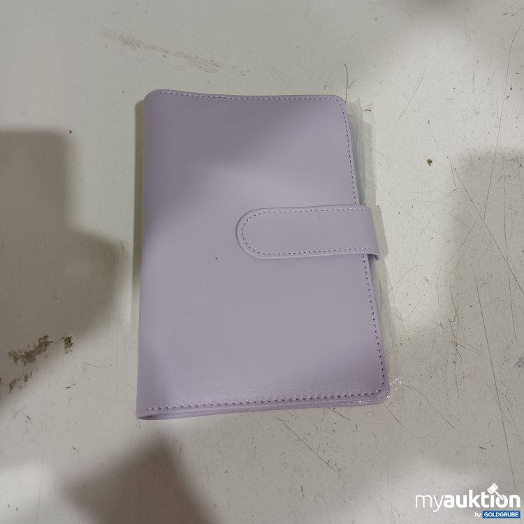 Artikel Nr. 932045 Artikel Nr. 932045: Lilafarbene A6 Budget-Binder mit Magnetverschluss, 6 Ringe, mit Folien