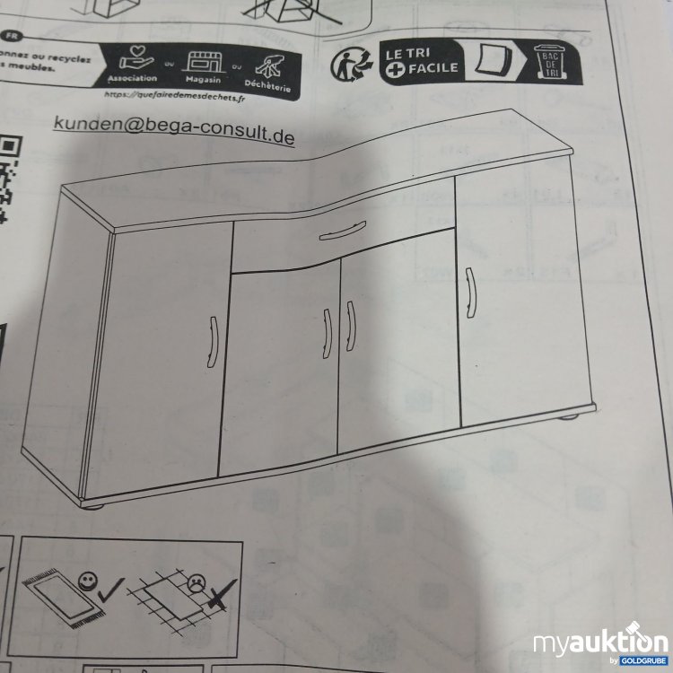Artikel Nr. 467046: Sideboard mit 4 Türen und Schublade