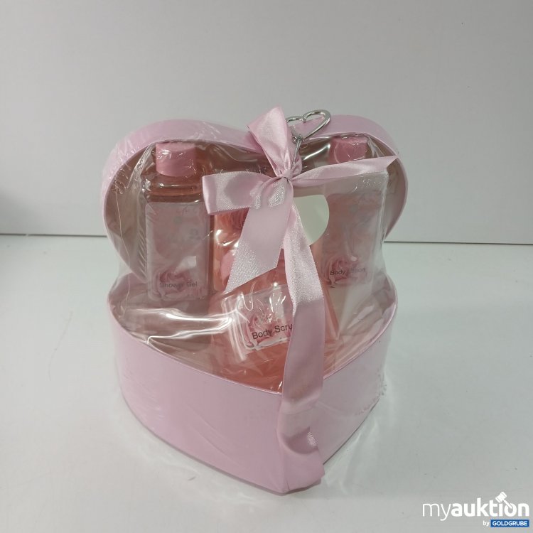 Artikel Nr. 809053 Artikel Nr. 809053: Rose Pflegebedarf Geschenkbox
