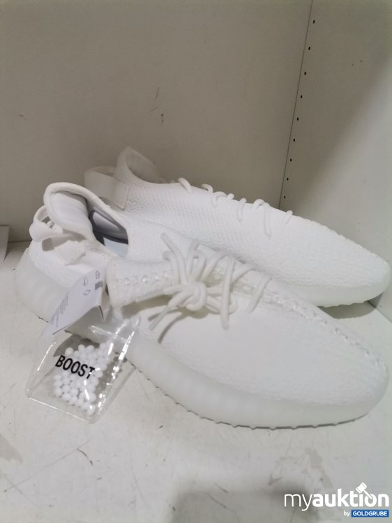 Artikel Nr. 899054 Artikel Nr. 899054: Nike yezzi Boost 350 v2