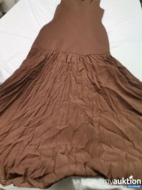 Artikel Nr. 435056 Artikel Nr. 435056: Zara Kleid
