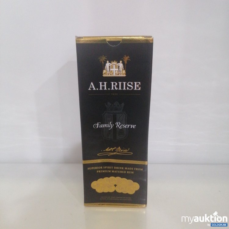 Artikel Nr. 764058 Artikel Nr. 764058: A.H.Riise Family Reserve Rum 700ml