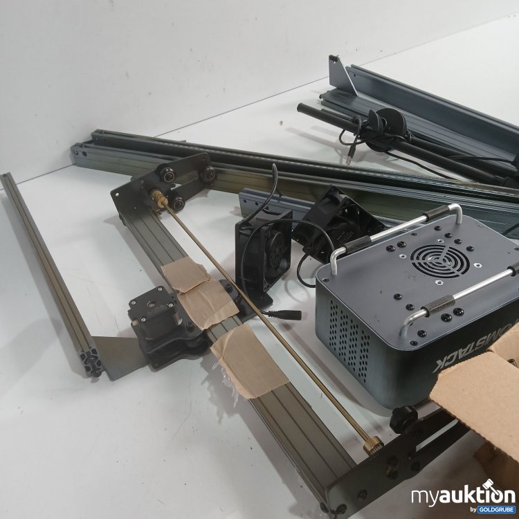 Artikel Nr. 445062 Artikel Nr. 445062: Atomstack Laser Engraver laut Fotos!!