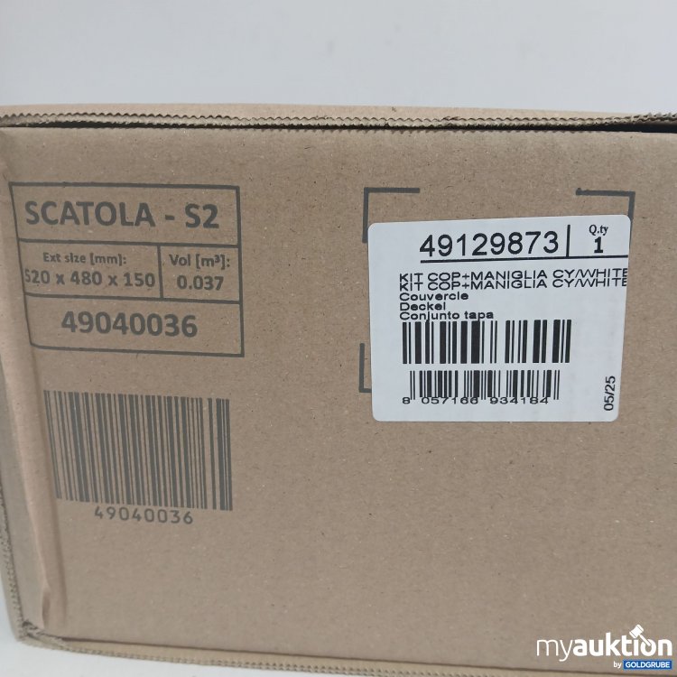 Artikel Nr. 876062 Artikel Nr. 876062: Kit+Cop maniglia Deckel weiß 49040036 scatola s2