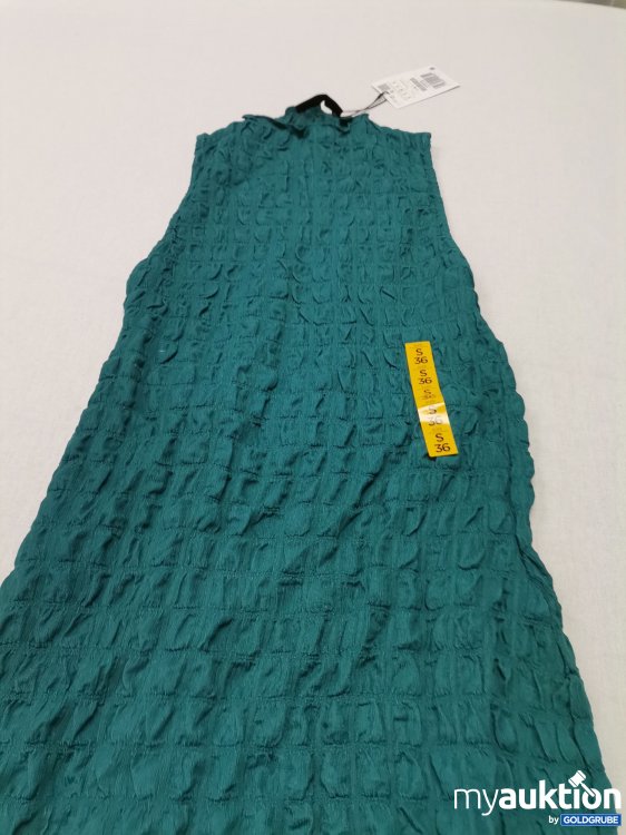 Artikel Nr. 729063 Artikel Nr. 729063: Pull&Bear Kleid