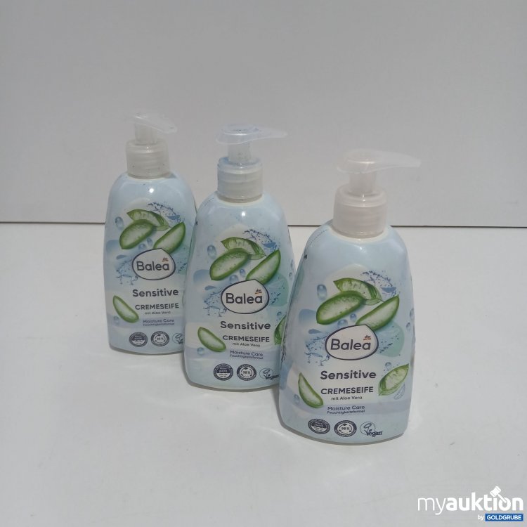 Artikel Nr. 851063 Artikel Nr. 851063: Balea Sensitive Cremeseife 3x500ml