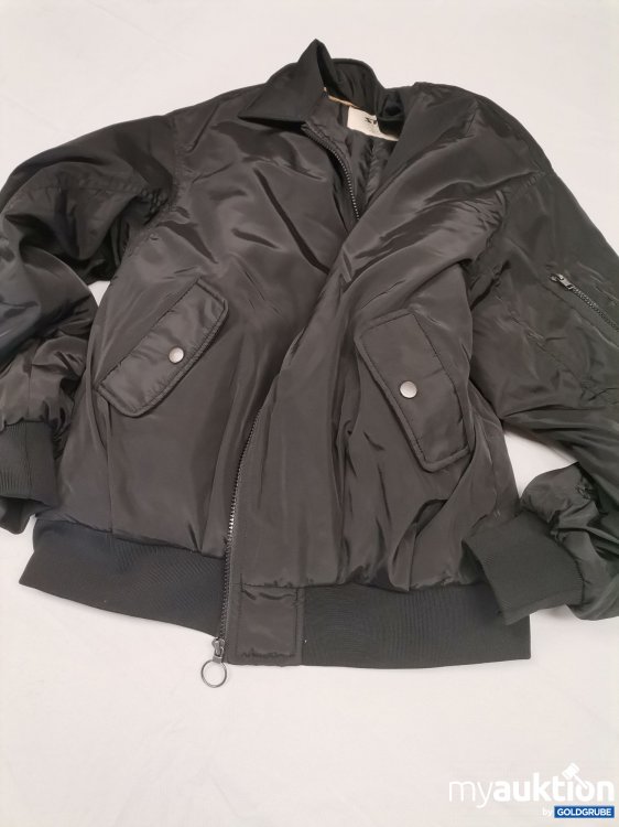 Artikel Nr. 823069 Artikel Nr. 823069: STr Bomberjacke
