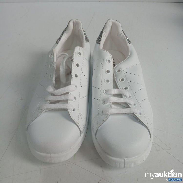 Artikel Nr. 992074 Artikel Nr. 992074: Victoria Sneaker Weiß