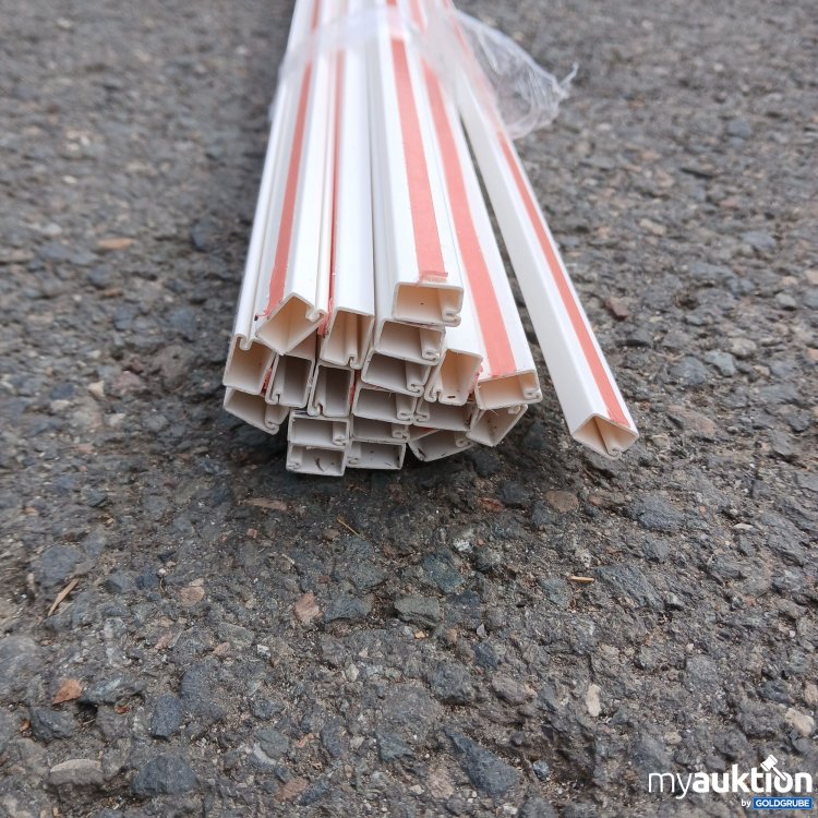 Artikel Nr. 525075 Artikel Nr. 525075: Kabelkanal aus Kunststoff 20Stk, 2m lang, 12×7mm, Selbstklebend