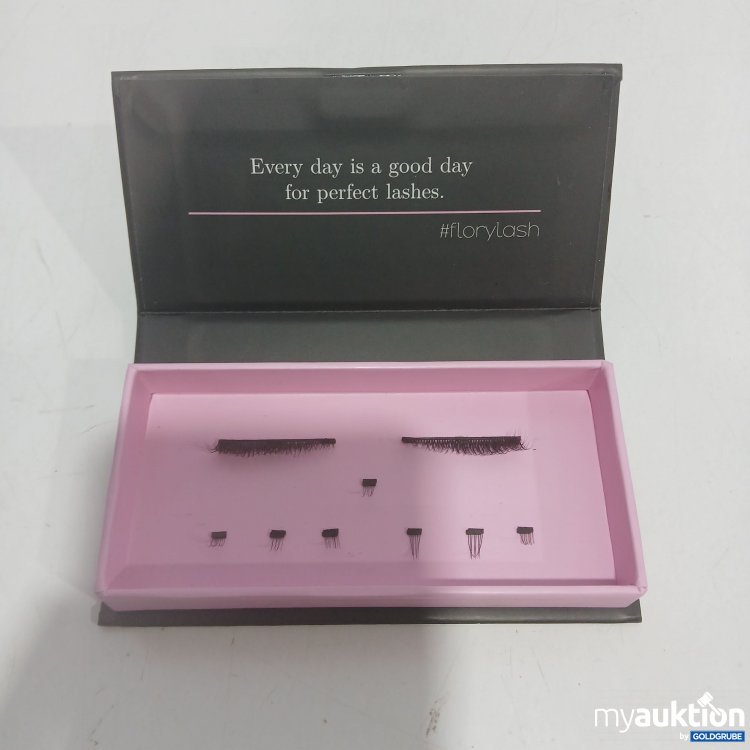 Artikel Nr. 871078 Artikel Nr. 871078: Florylash Cat Eye Look