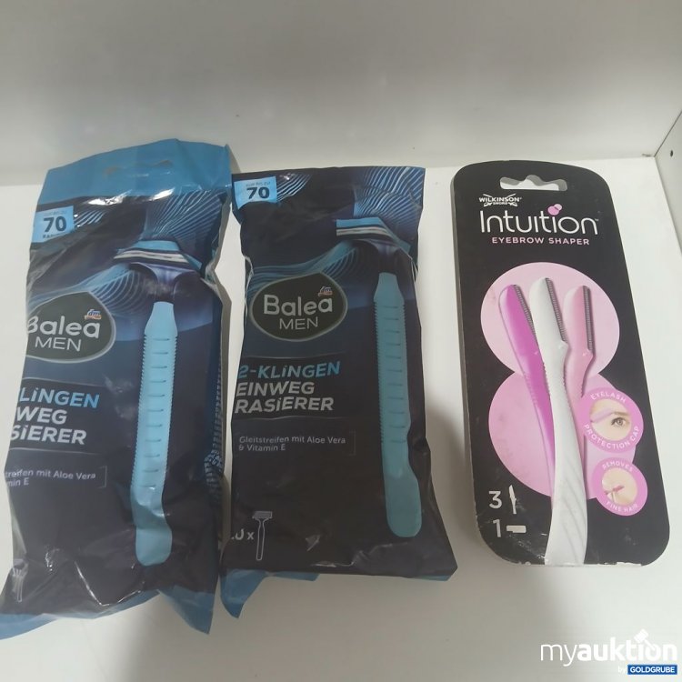 Artikel Nr. 982078 Artikel Nr. 982078: 2x Balea Men 2-Klingen Einweg Rasierer
Wilkinson Eyebrow Shaper