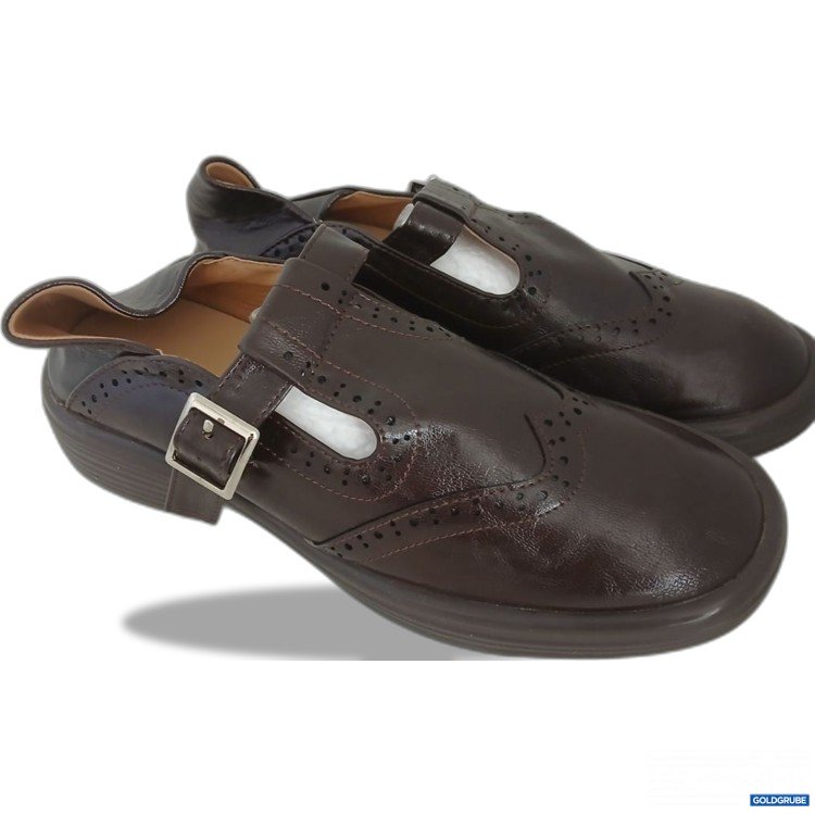 Artikel Nr. 955080: Schuhe mit Schnalle