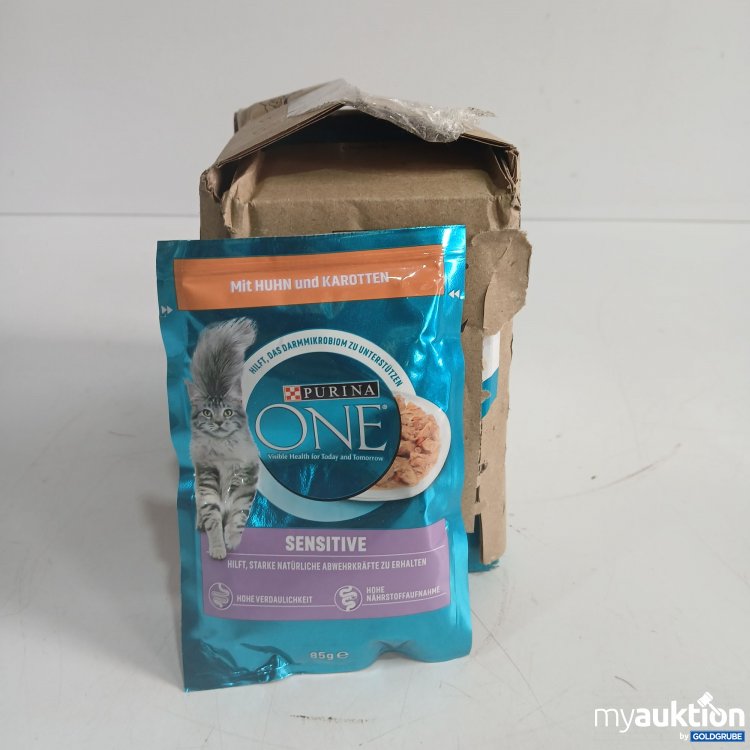 Artikel Nr. 858081 Artikel Nr. 858081: Purina One Sensitive Katzenfutter Huhn mit Karotte 13x85g