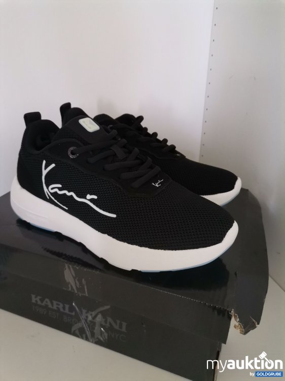 Artikel Nr. 827089 Artikel Nr. 827089: Karl Kani snug runner