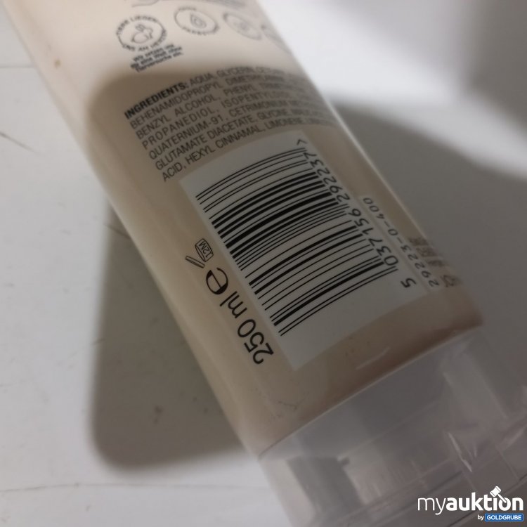 Artikel Nr. 470093 Artikel Nr. 470093: John Frieda Blonde+ Repair System Conditioner 250 ml