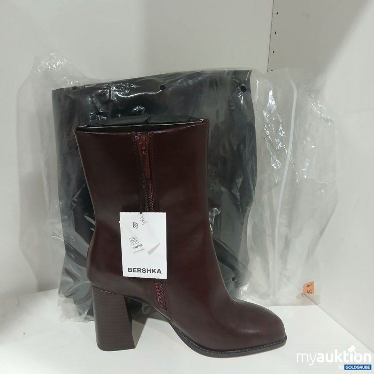 Artikel Nr. 931098 Artikel Nr. 931098: Bershka Stiefeletten mit Absatz