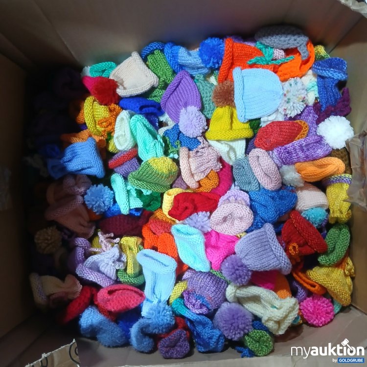 Artikel Nr. 472104 Artikel Nr. 472104: Bunte gestrickte Mini-Mützen