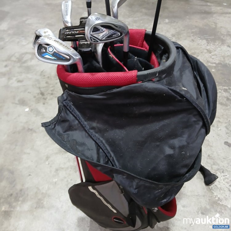Artikel Nr. 479104: TaylorMade Golf-Set mit Tasche und 10 verschiedenen Schlägern und 2 Schlägerabdeckungen gebraucht