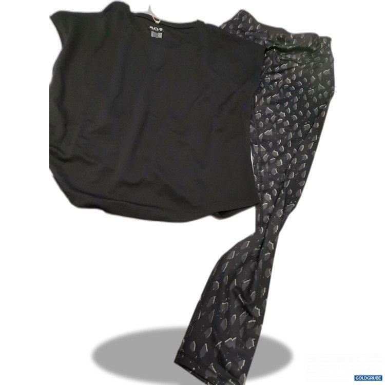 Artikel Nr. 670106: H&M Move 2 Teiler 