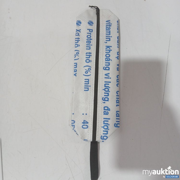 Artikel Nr. 989108 Artikel Nr. 989108: Upcycling-Mäppchen weiß ca 25x8cm