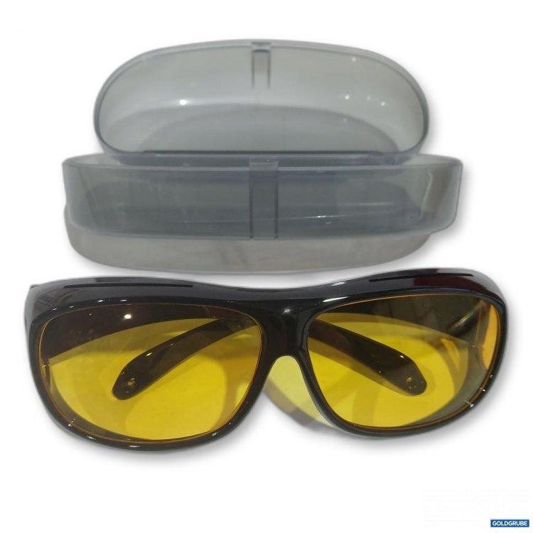 Artikel Nr. 893112: Keine Marke Sonnenbrille mit Etui