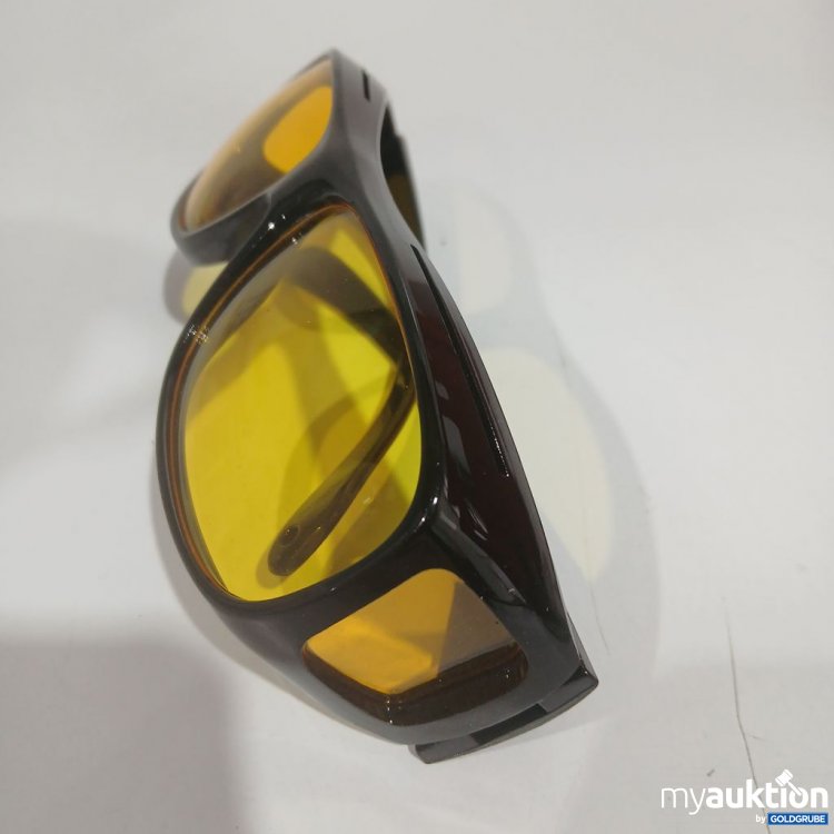 Artikel Nr. 893112: Keine Marke Sonnenbrille mit Etui