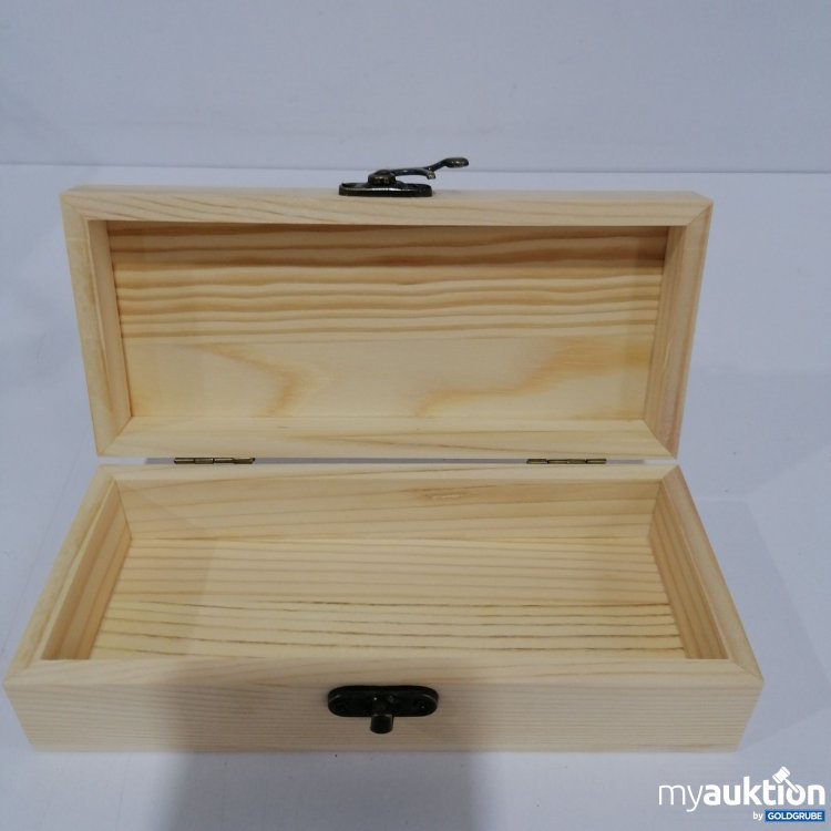 Artikel Nr. 848113 Artikel Nr. 848113: Holzschatulle 18x8x5cm