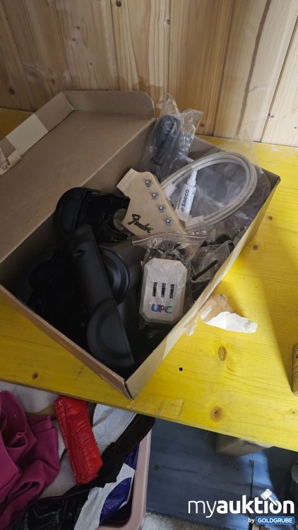 Artikel Nr. 394116 Artikel Nr. 394116: Schuhschachtel voll mit Zubehör